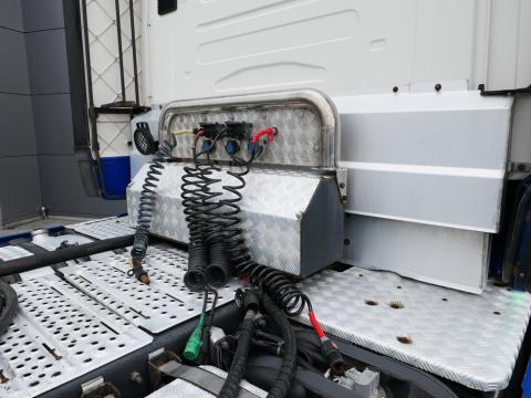 NR Trucks