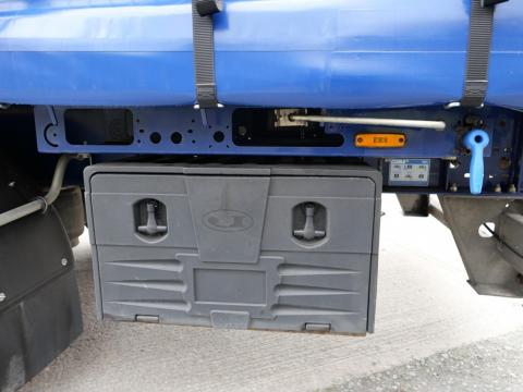 NR Trucks