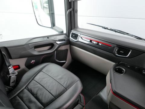 NR Trucks
