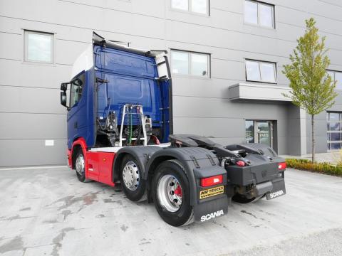 NR Trucks