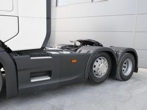 NR Trucks