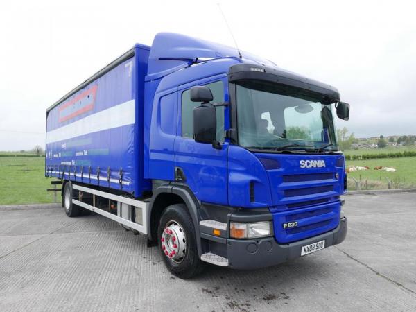 Scania P 230